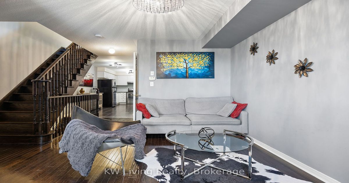 225 Torbarrie Rd Toronto