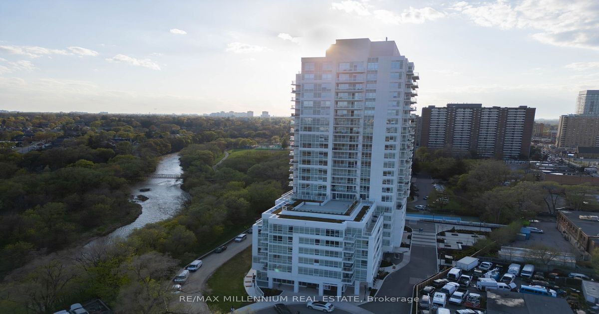 10 Wilby Cres Toronto