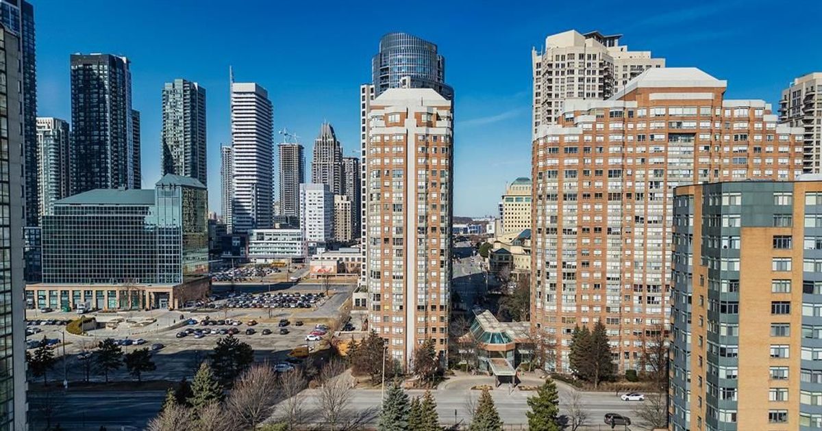 335 Webb Drive Mississauga