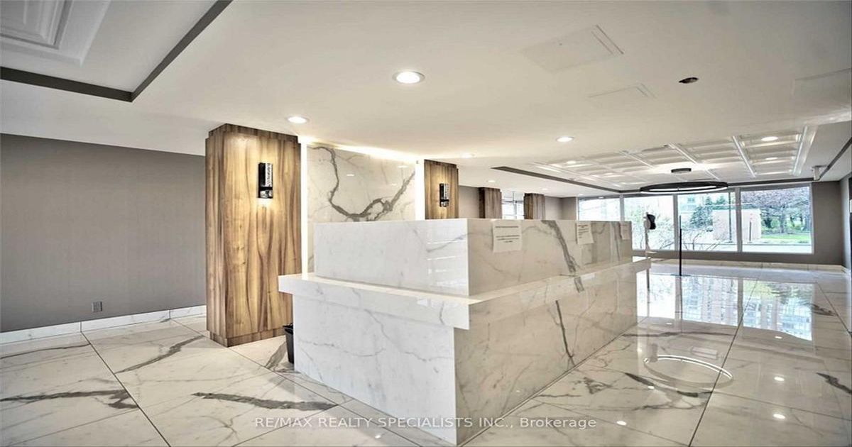 155 Hillcrest Avenue Mississauga