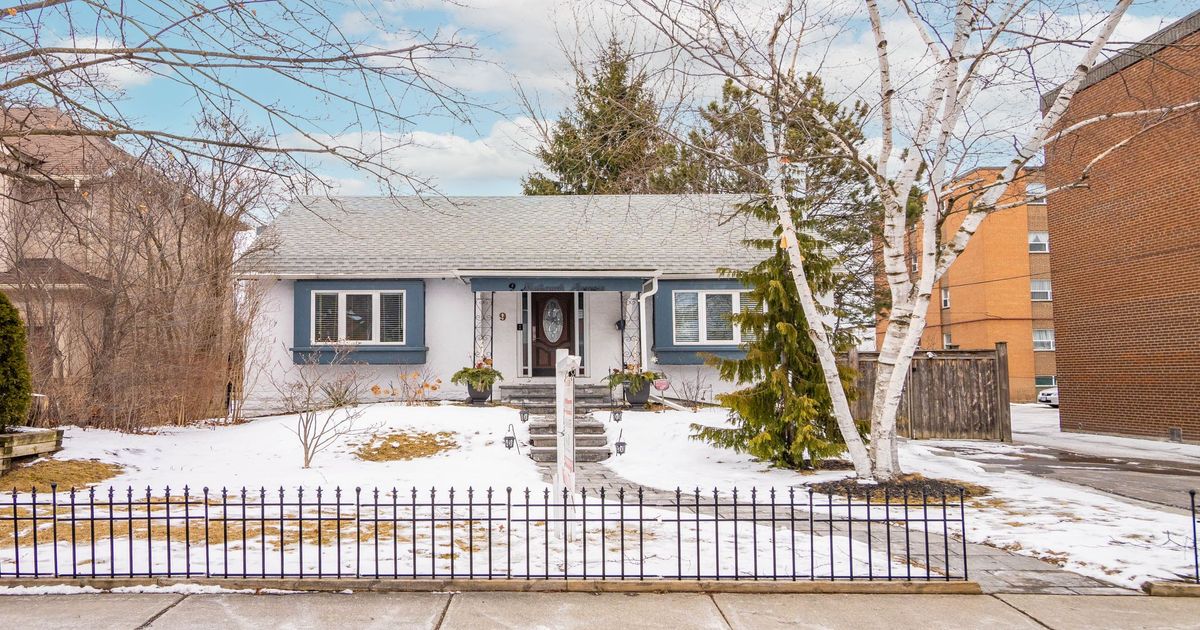 9 Mohawk Avenue Mississauga