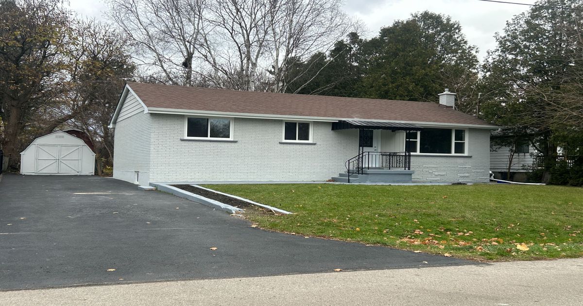 513 Enfield Road Burlington