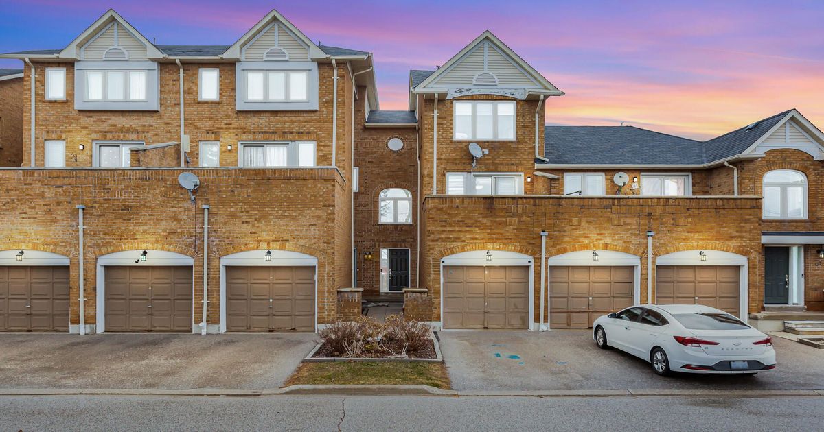 45 Bristol Road E Mississauga