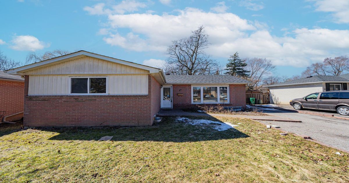 24 Evesham Crescent Brampton