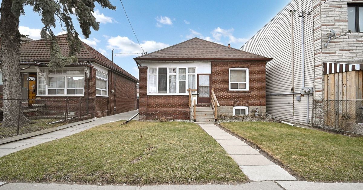 1625 Keele Street Toronto