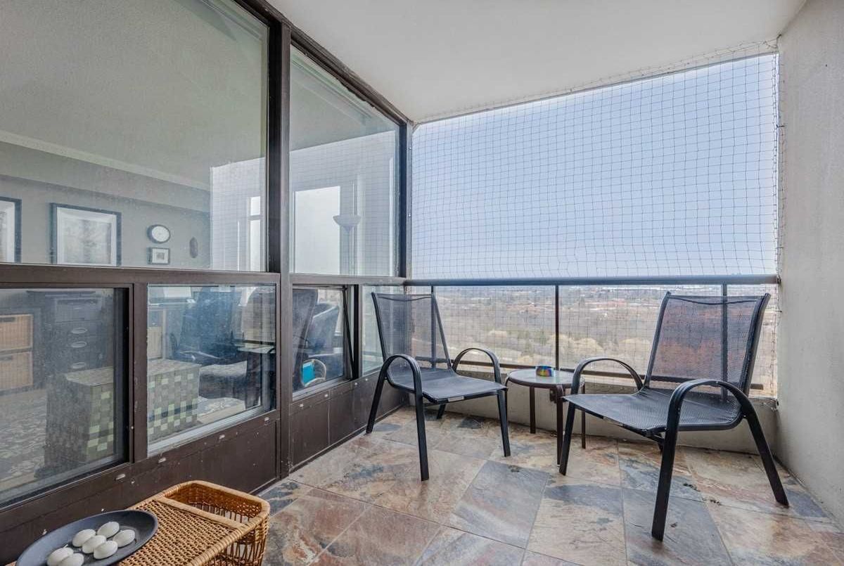 1 Rowntree Road Toronto 1 Rowntree Road Toronto