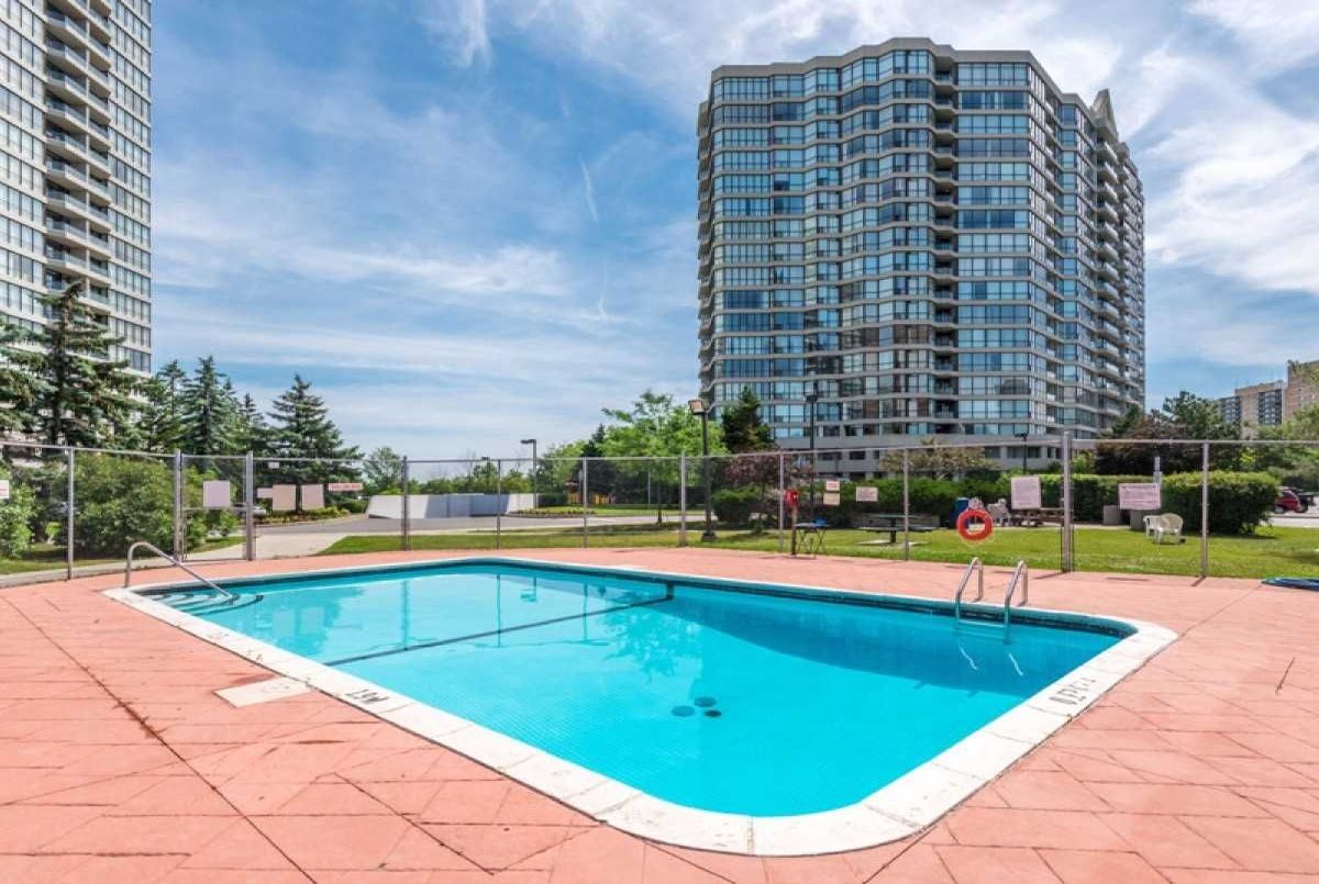 1 Rowntree Road Toronto 1 Rowntree Road Toronto