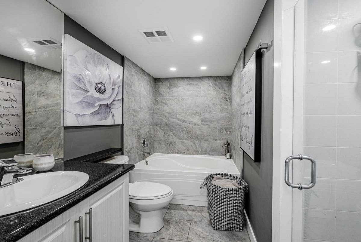 1 Rowntree Road Toronto 1 Rowntree Road Toronto