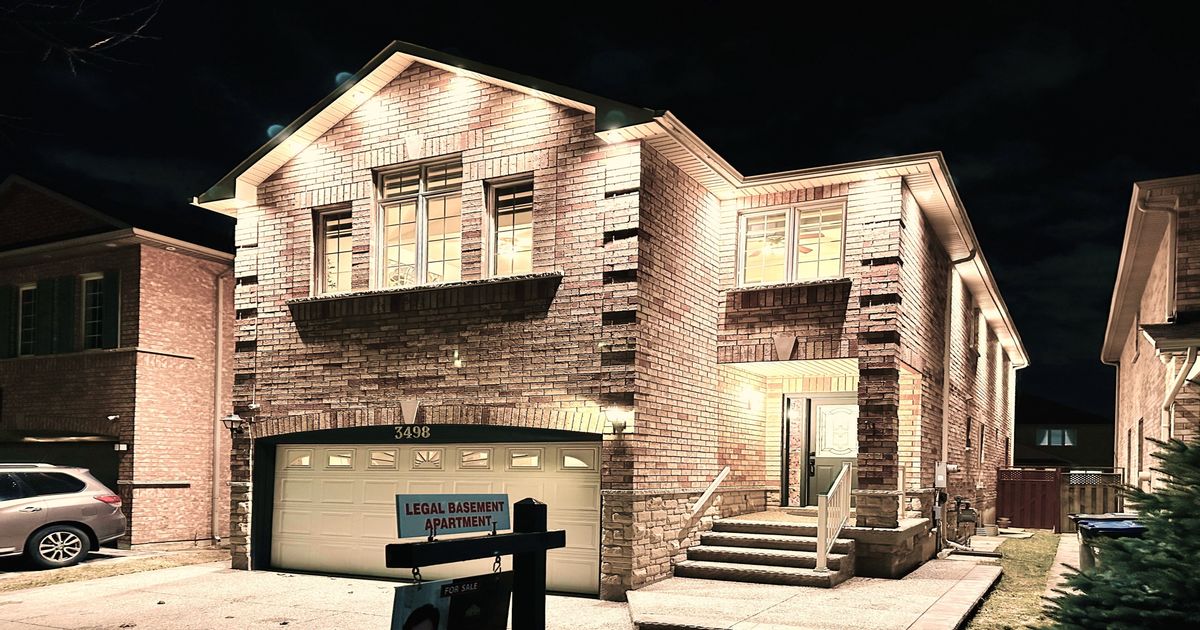 3498 Crimson King Circle Mississauga