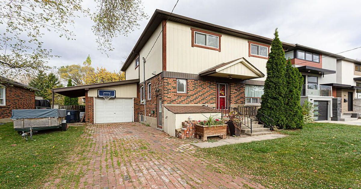 12 Chauncey Avenue Toronto