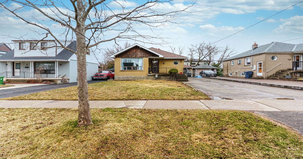 25 Chilcot Avenue Toronto