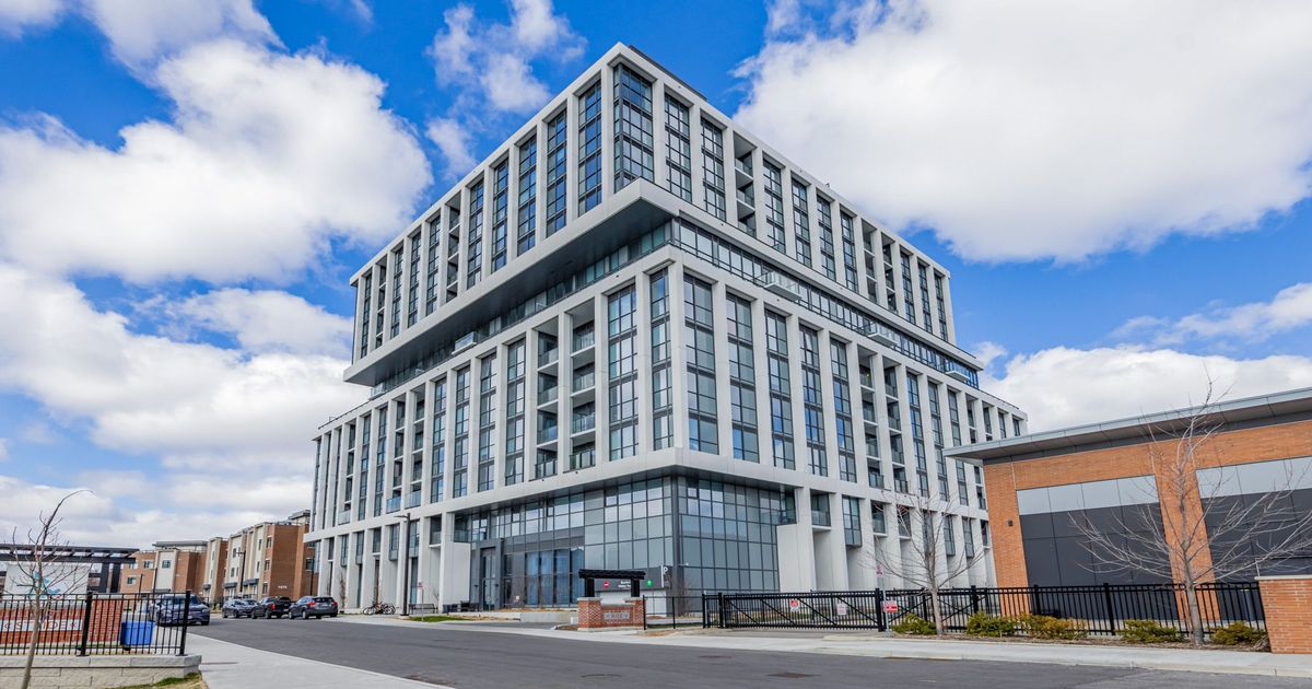 1063 Douglas McCurdy Comm Circle Mississauga