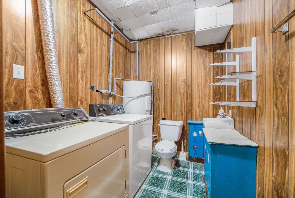 14 London Green Court Toronto 14 London Green Court Toronto