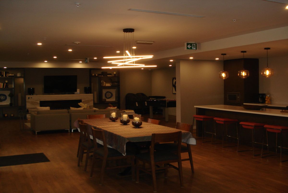 img-gallery