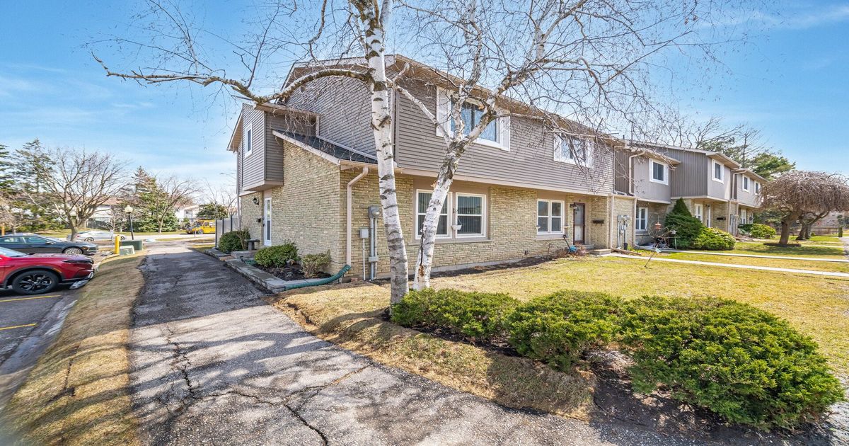 120 Falconer Drive Mississauga
