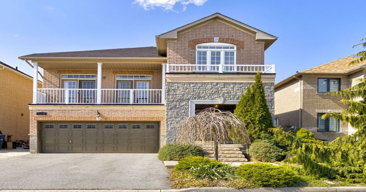 104 Chalkfarm Crescent Brampton