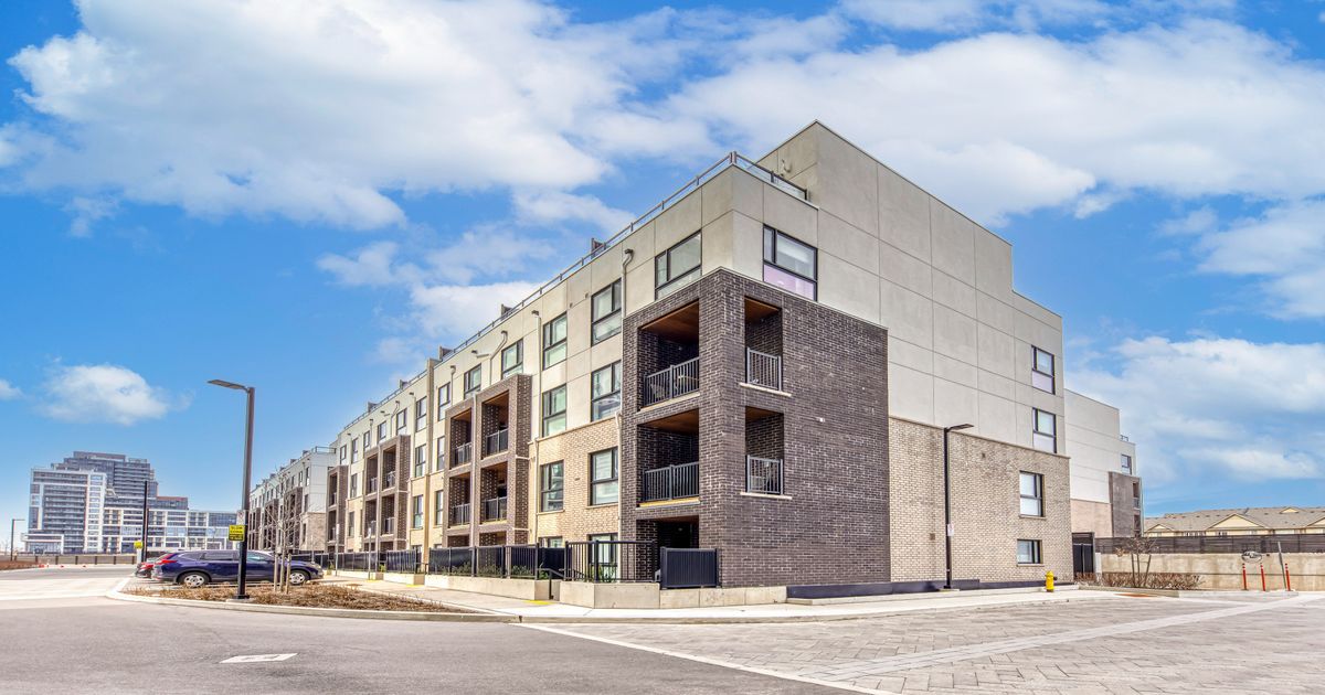 349 Wheat Boom Drive Oakville