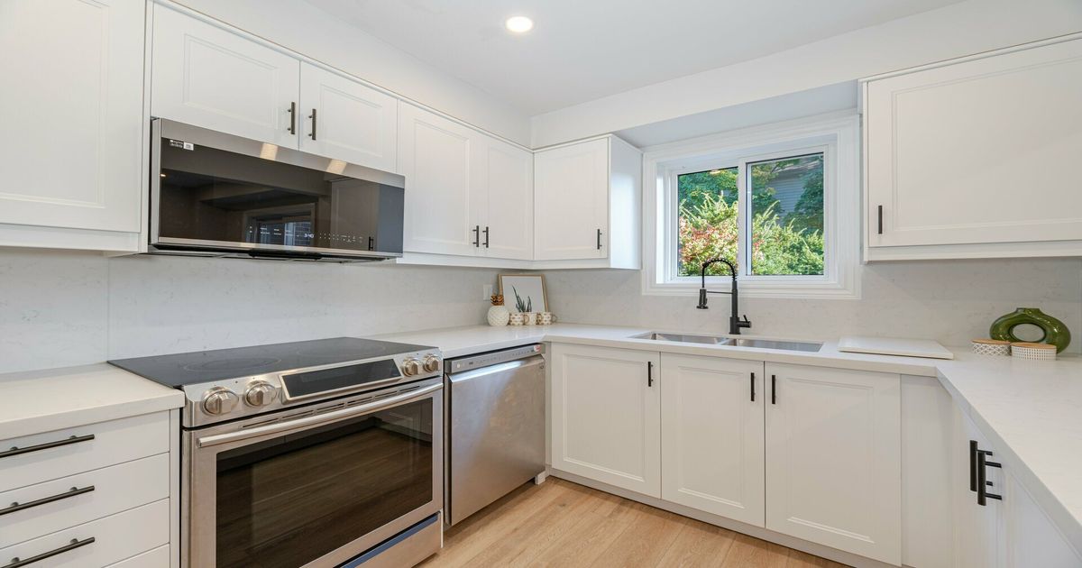 5659 Glen Erin Drive Mississauga
