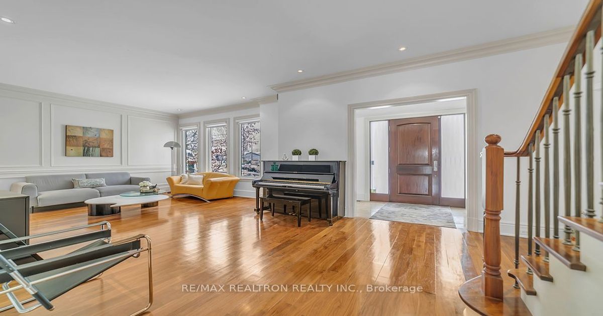 35 Yorkdale Crescent Toronto