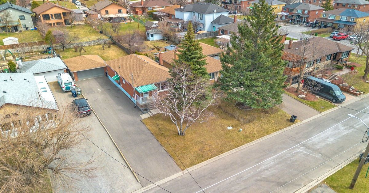 7 Clevedon Street Toronto