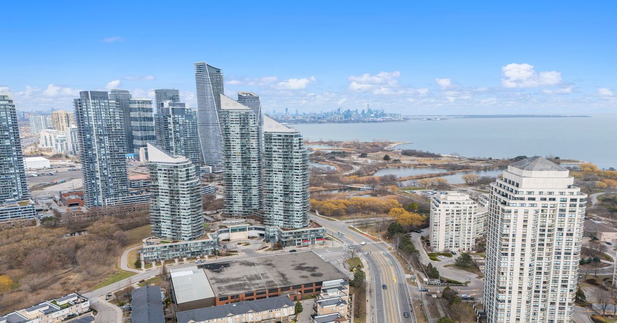 15 Legion Road Toronto