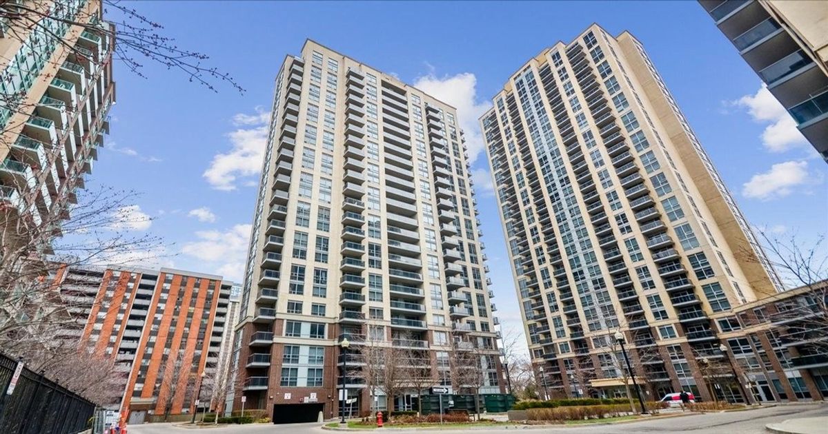 5 Michael Power Place Toronto