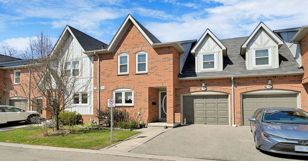5865 Dalebrook Crescent Mississauga