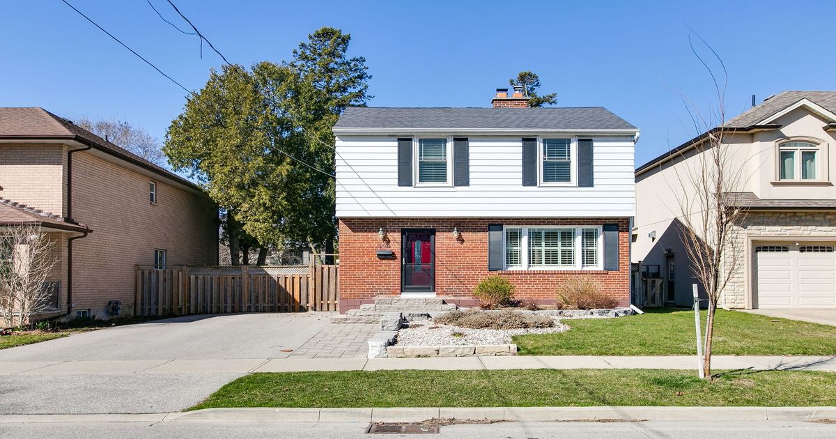 106 Ashbourne Drive Toronto