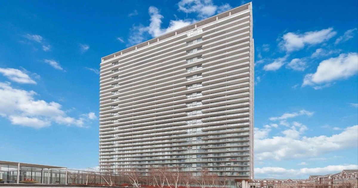 105 The Queensway N/A Toronto