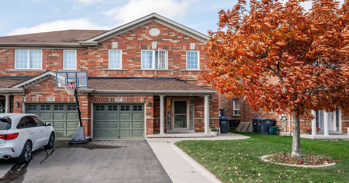 37 Hollingsworth Circle Brampton