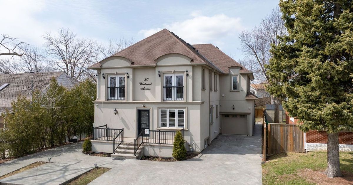 20 Woodward Avenue Brampton