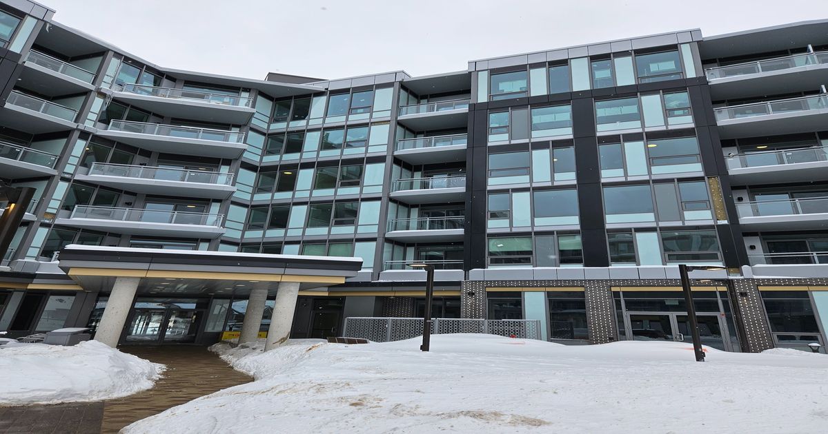 2501 Saw Whet Boulevard Oakville
