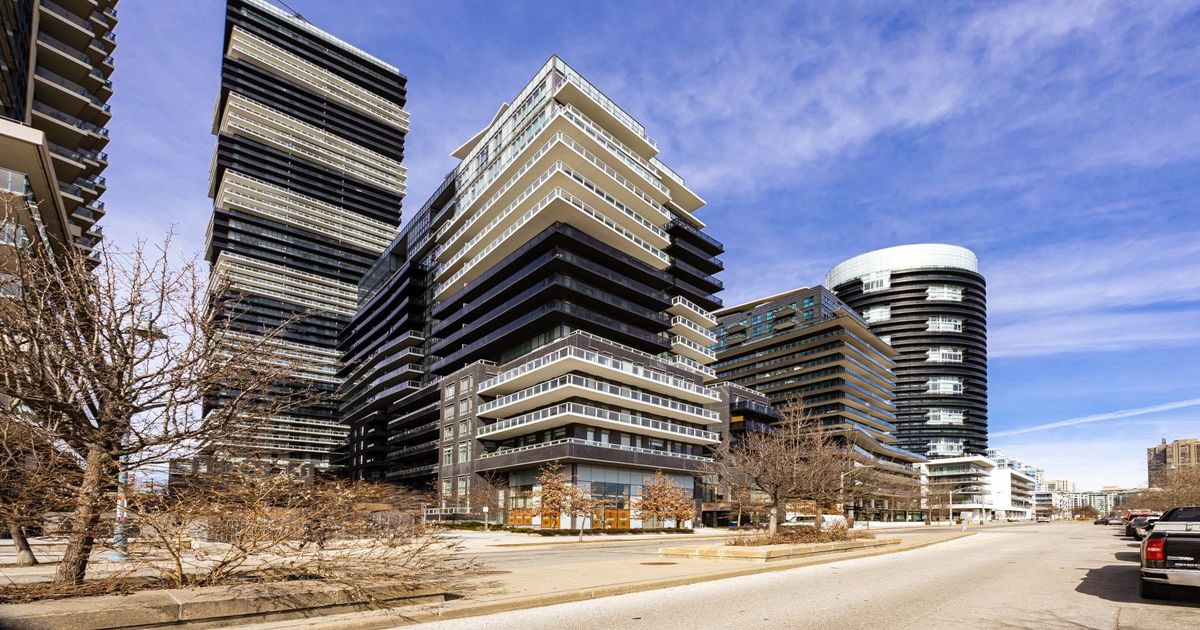 110 Marine Parade Drive Toronto