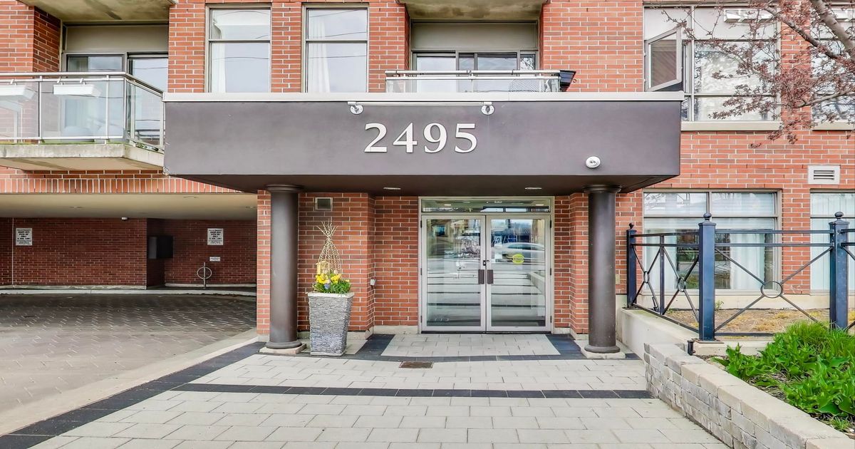 2495 Dundas Street W Toronto