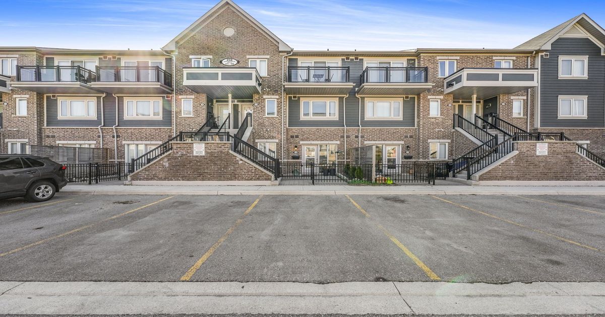 250 Sunny Meadow Boulevard Brampton