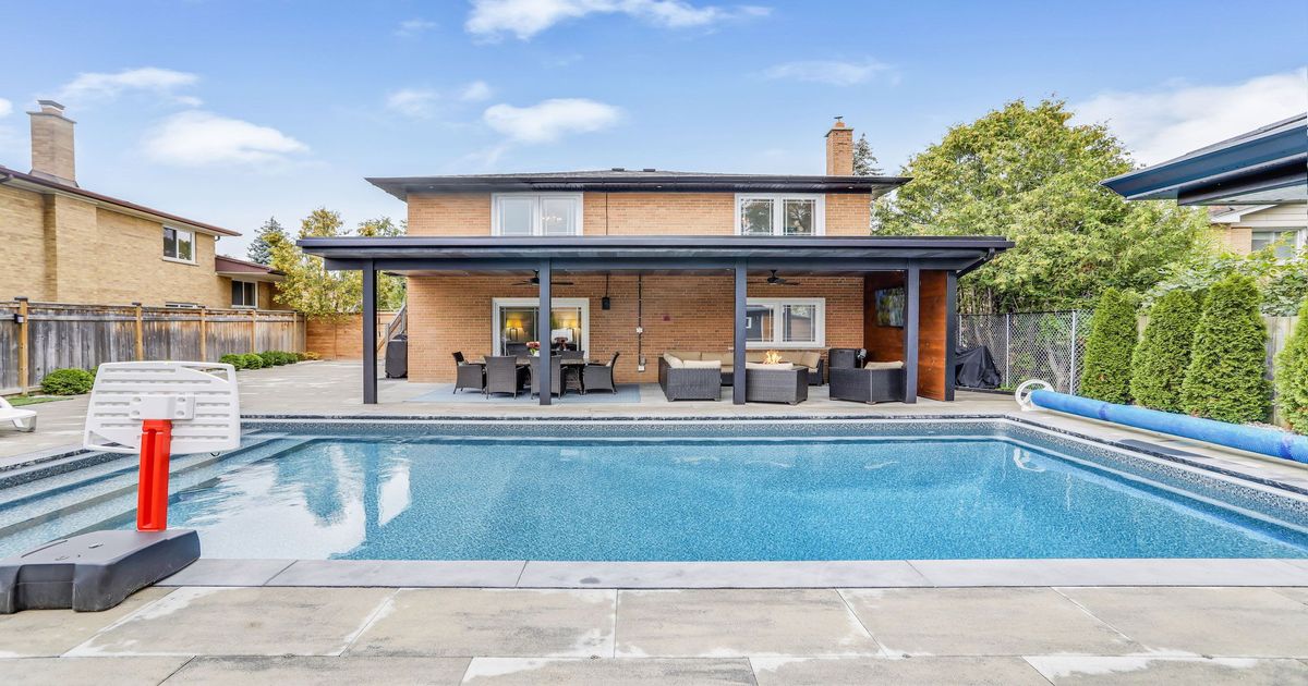 3484 Riverspray Crescent Mississauga