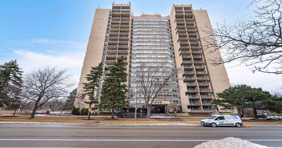 1359 White Oaks Boulevard Oakville