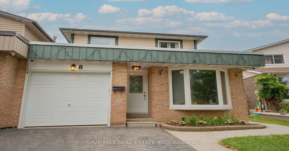 8 Joanne Court Brampton