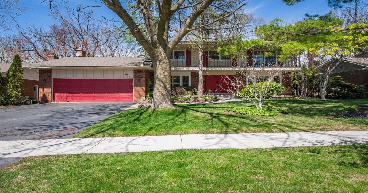 2153 Devon Road Oakville