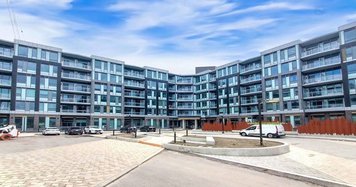 2501 Saw Whet Boulevard N Oakville