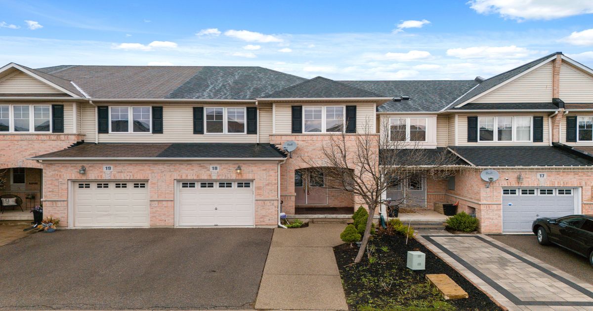 3275 Stalybridge Drive Oakville