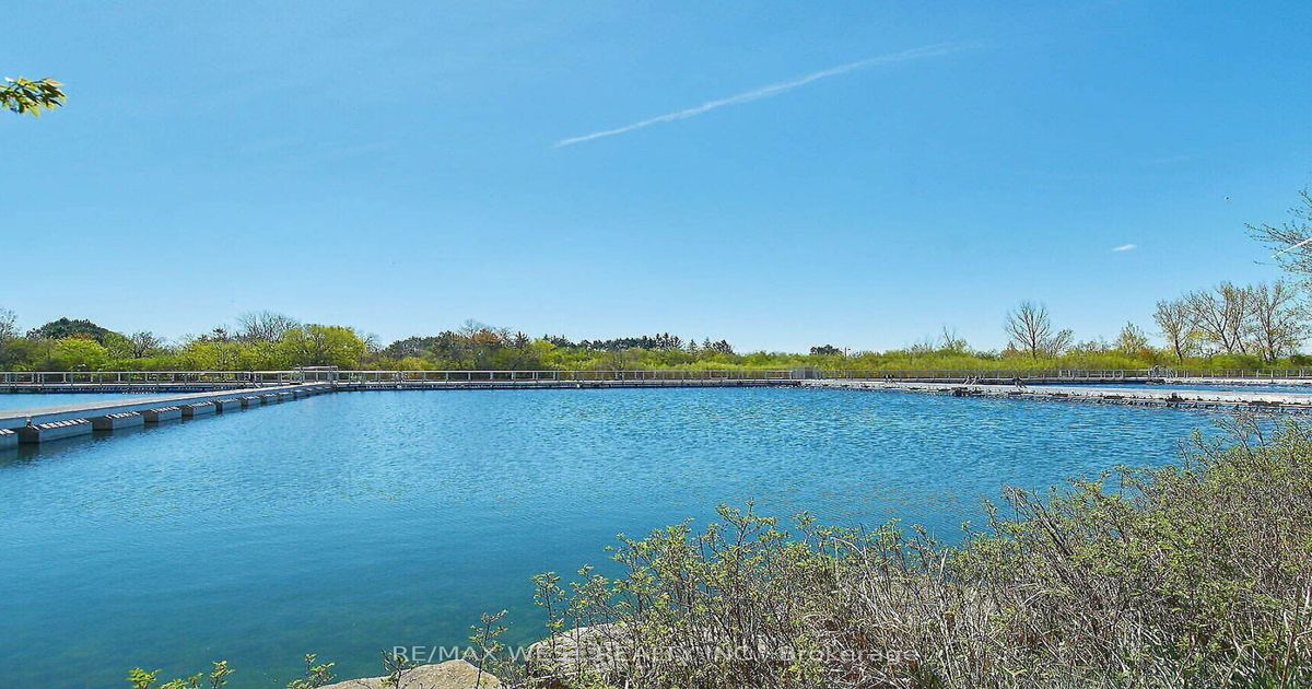 30 Shore Breeze Drive Toronto