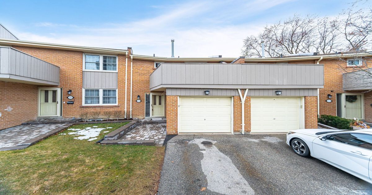 1951 Rathburn Road E Mississauga