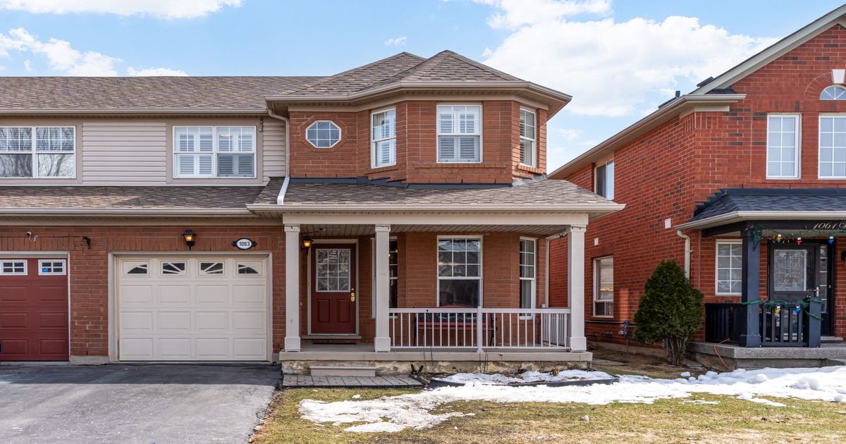 1063 Wallbrook Crescent Milton