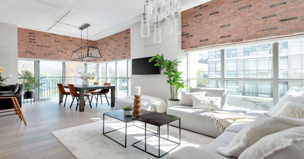 2 Fieldway Road Toronto