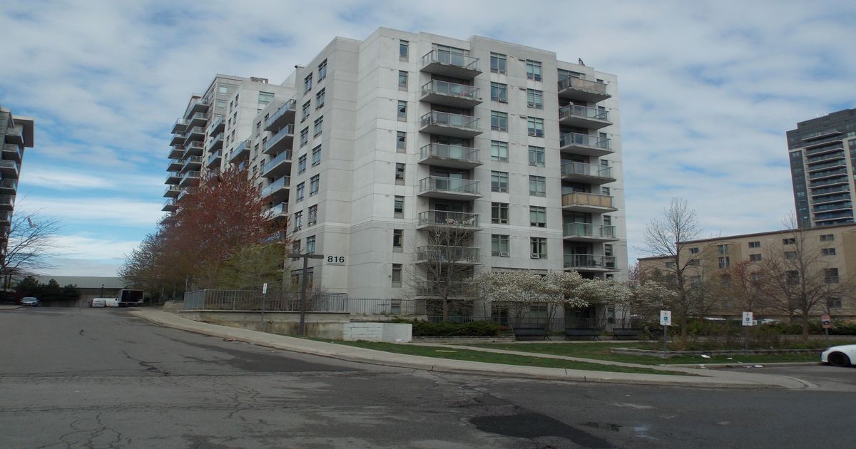 816 Lansdowne Avenue Toronto