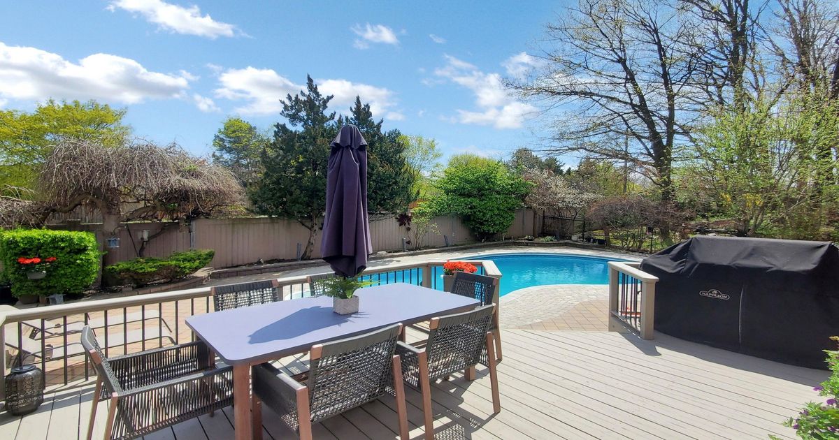 4183 Renoak Court Mississauga