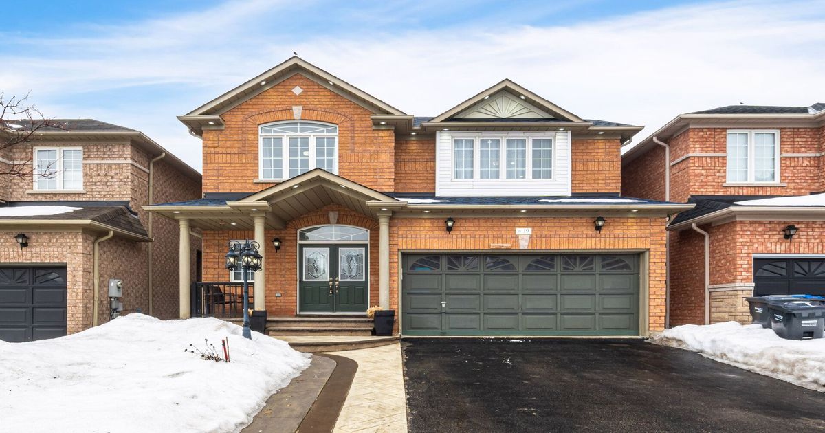 19 Dolly Varden Drive Brampton