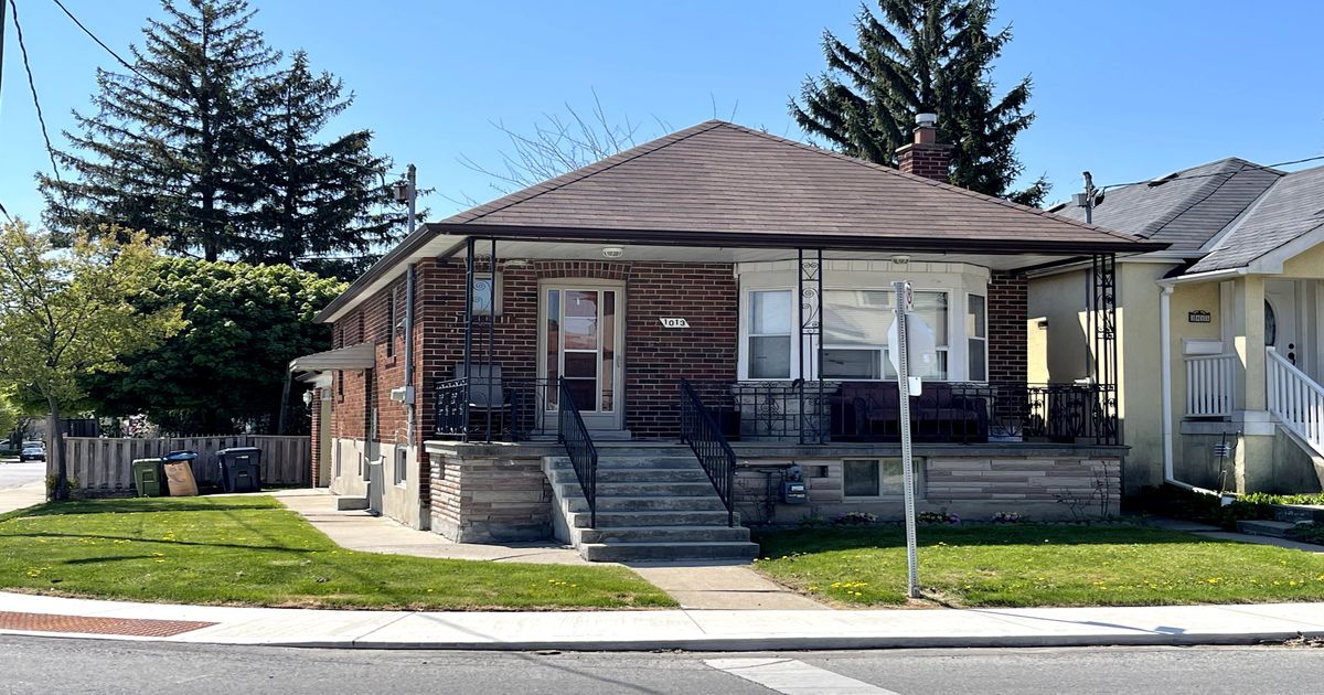 1013 Briar Hill Avenue Toronto