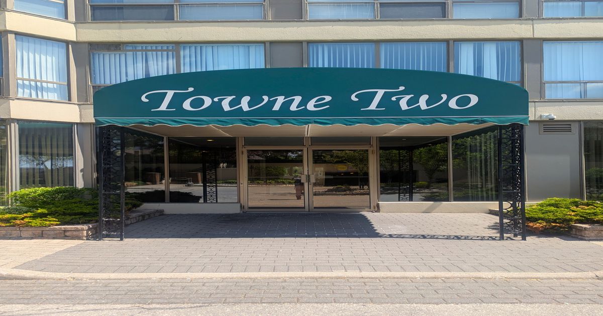 55 Elm Drive W Mississauga